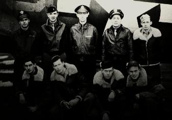 Lt. D. W. Litsinger and crew